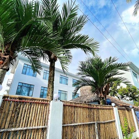 Siargao Seasky Resort Catangnan Exterior photo