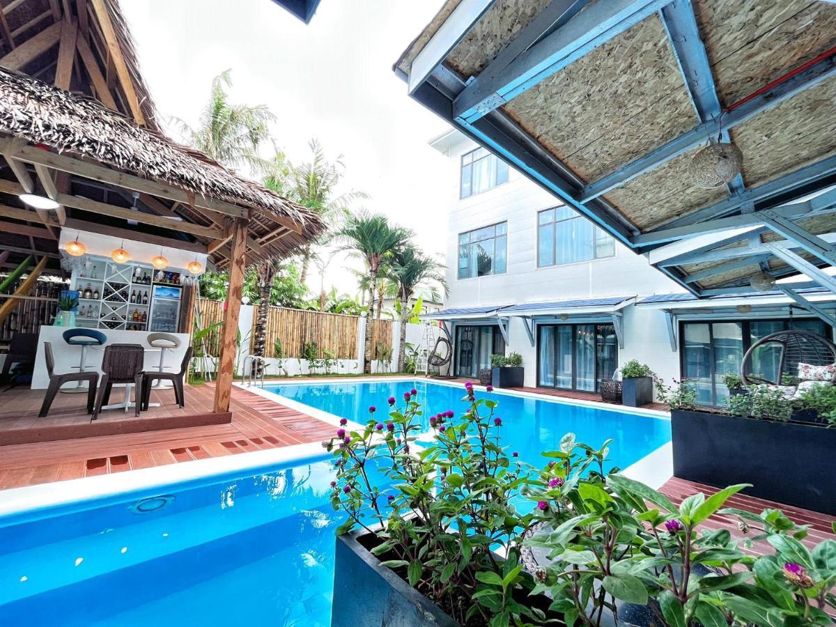 Siargao Seasky Resort Catangnan Exterior photo