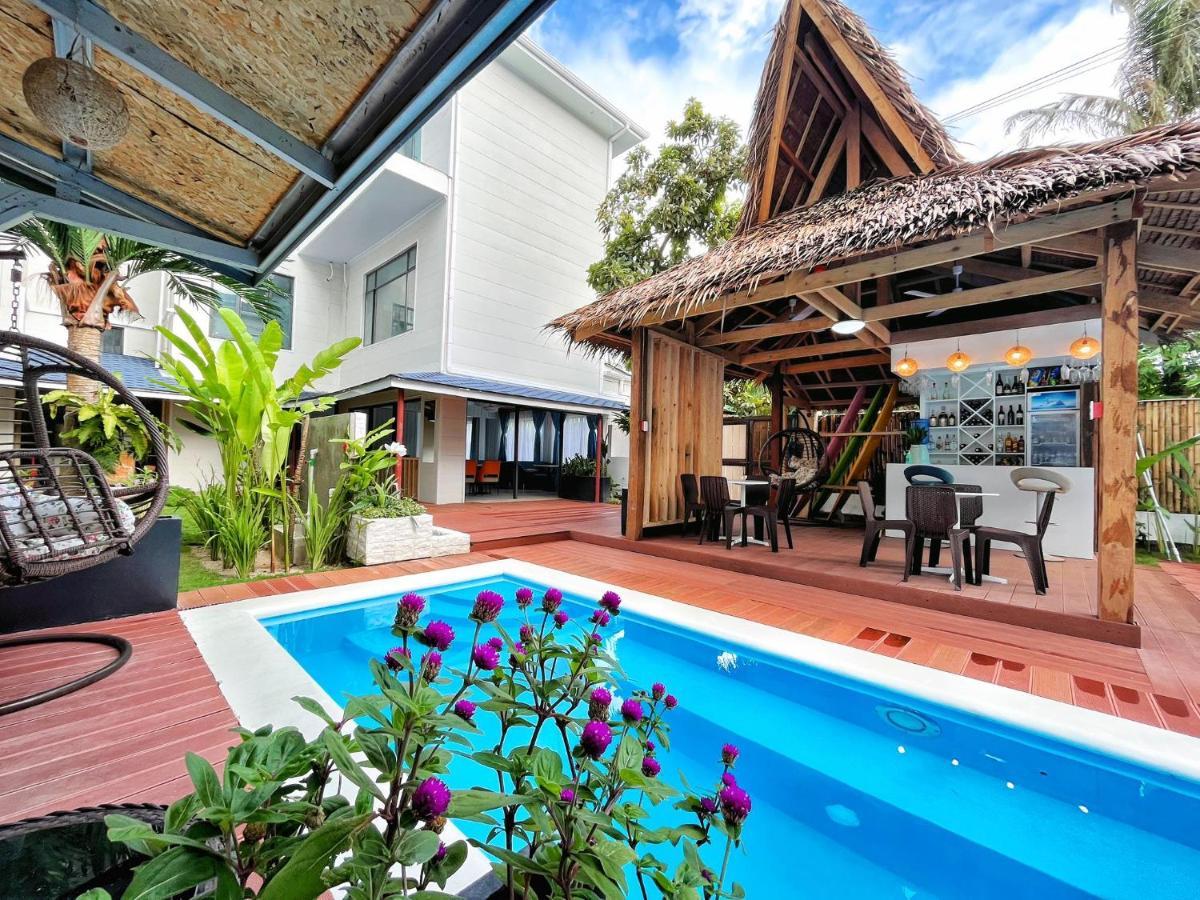 Siargao Seasky Resort Catangnan Exterior photo